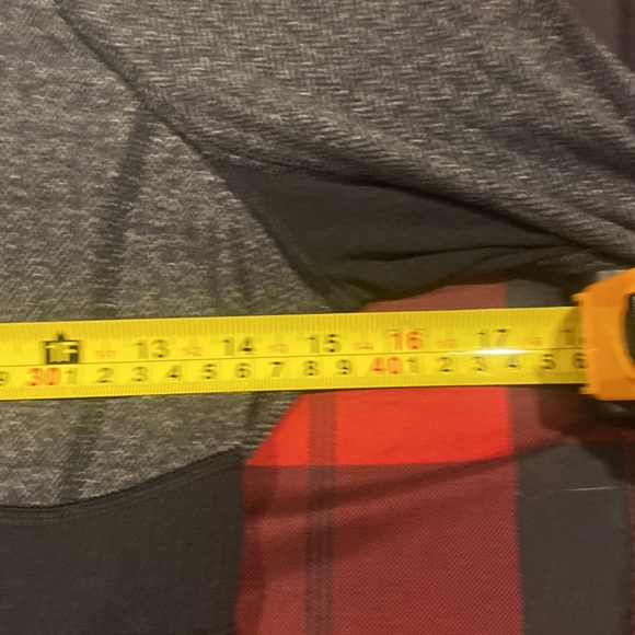 Lululemon ladies quarter zip top - Picture 5 of 7